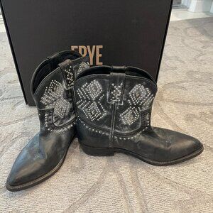 Frye Women's Billy Stud Short Western Boot Black (Distressed) Size 9.0